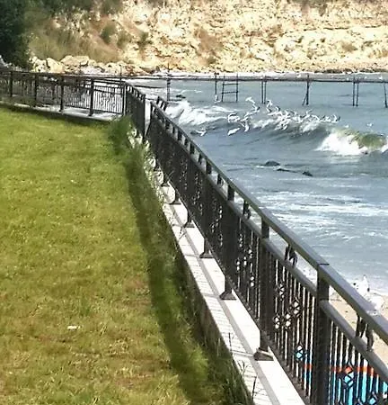 Daire Akrotiriya Sea View Misivri